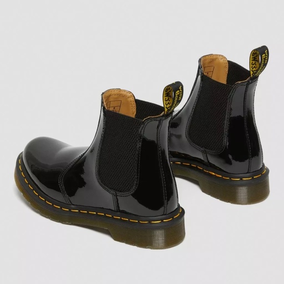 NEW Dr. Martens 2976 Patent Leather Chelsea Boots Black Glossy AirWair Docs - Picture 4 of 7